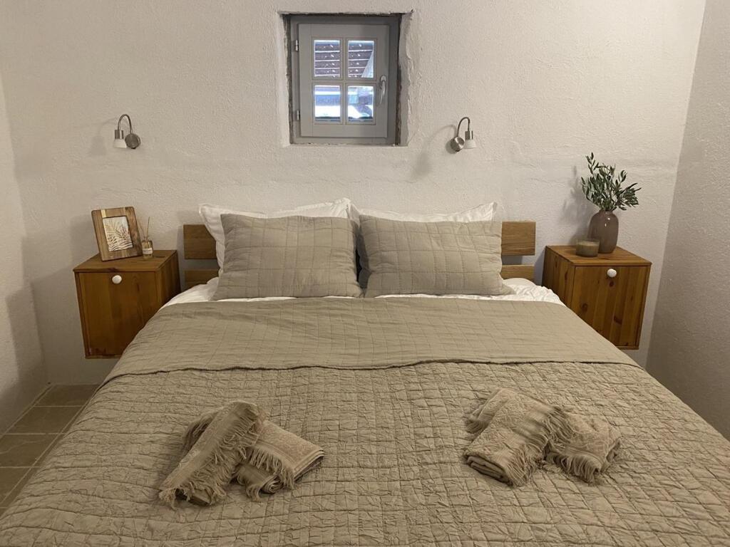 Private Cottage In Olive Grove With Heated Pool Vinišće Zewnętrze zdjęcie