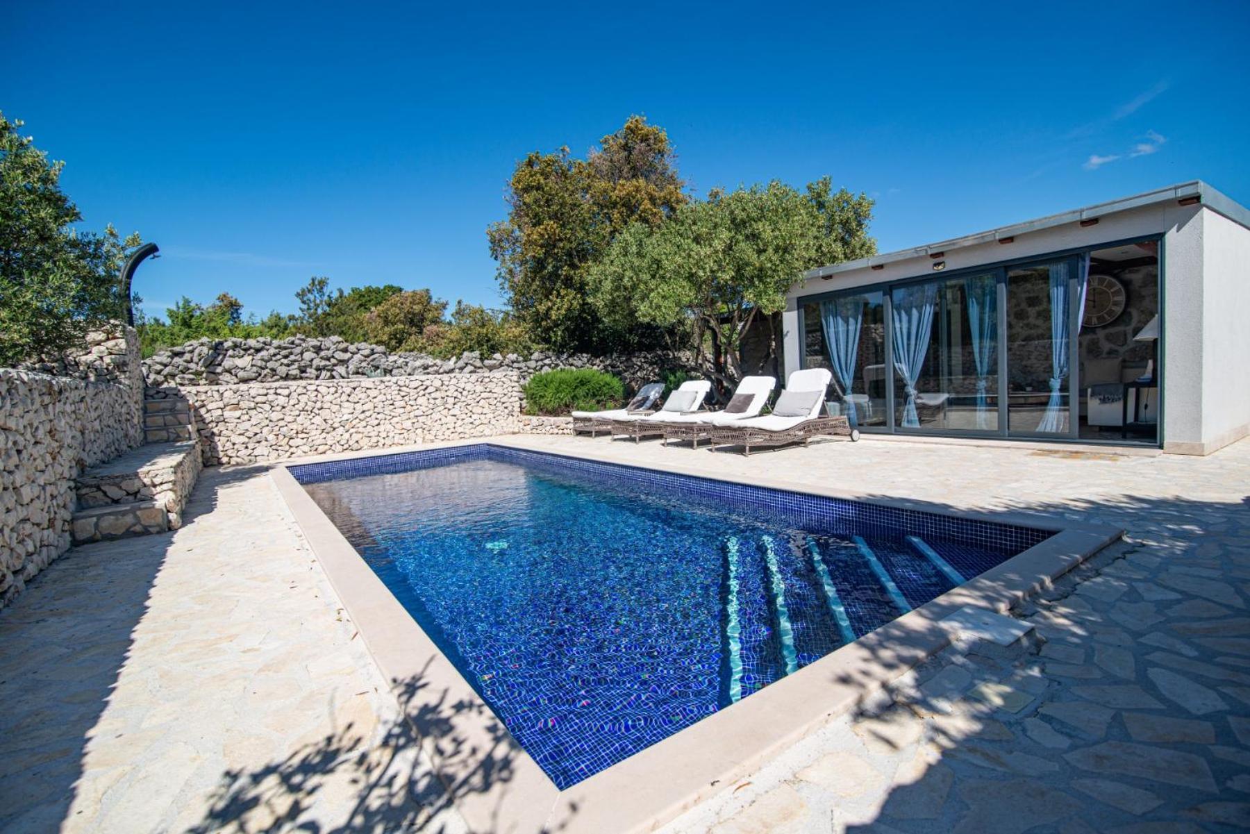 Private Cottage In Olive Grove With Heated Pool Vinišće Zewnętrze zdjęcie